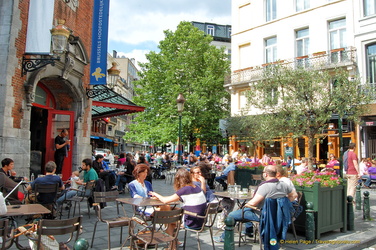 The Saint-Gery area has the highest concentration of outdoor cafes in Brussels